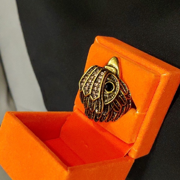 KURT GEIGER LONDON EAGLE RING SIZE 8 - Picture 3 of 6